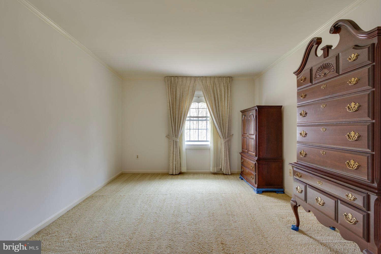 732 Ridge Drive McLean, VA 22101 - Photo 14 of 20 Bedroom (Master)