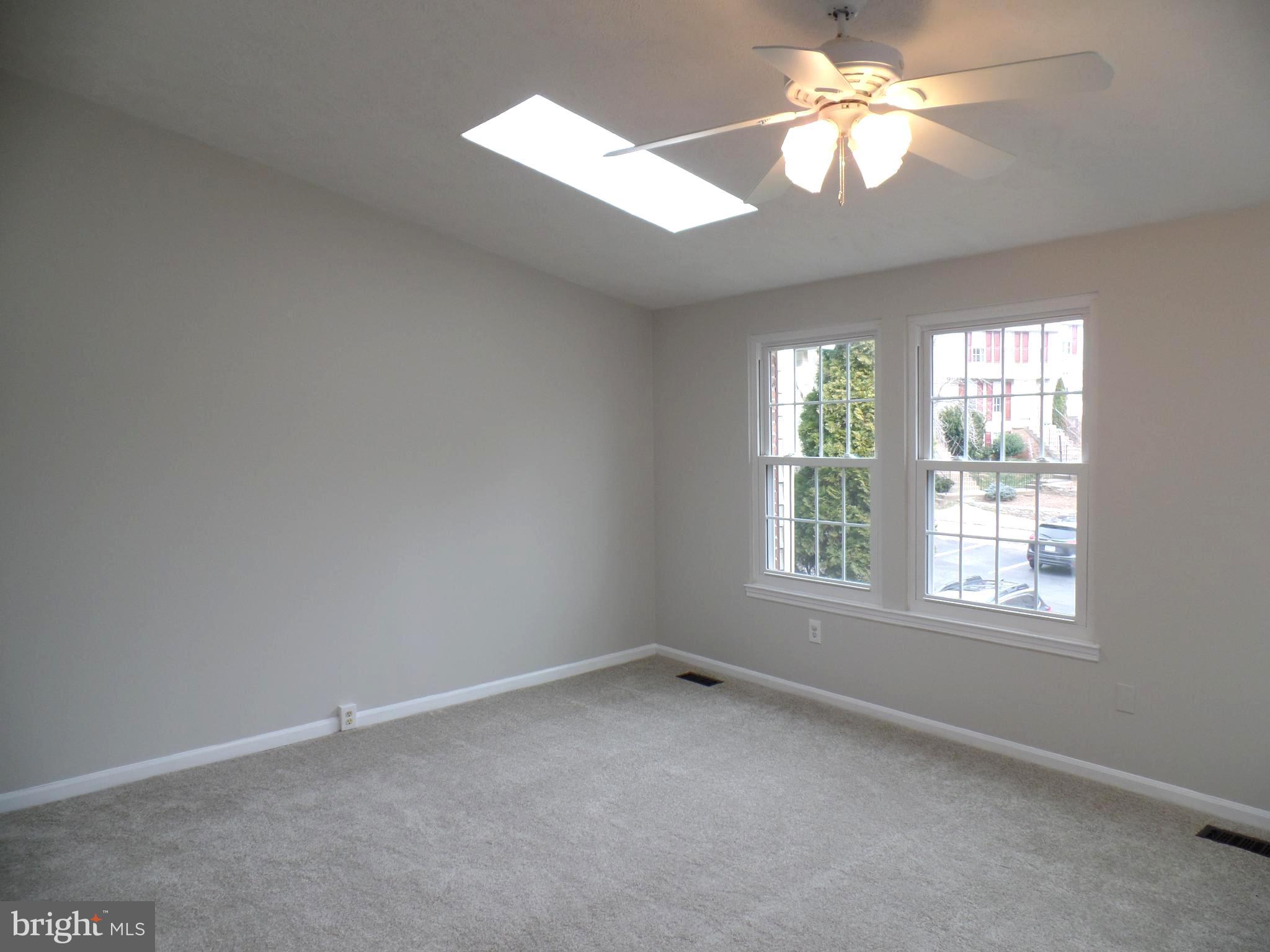1549 Autumn Ridge Circle Reston, VA 20194 - Photo 13 of 32