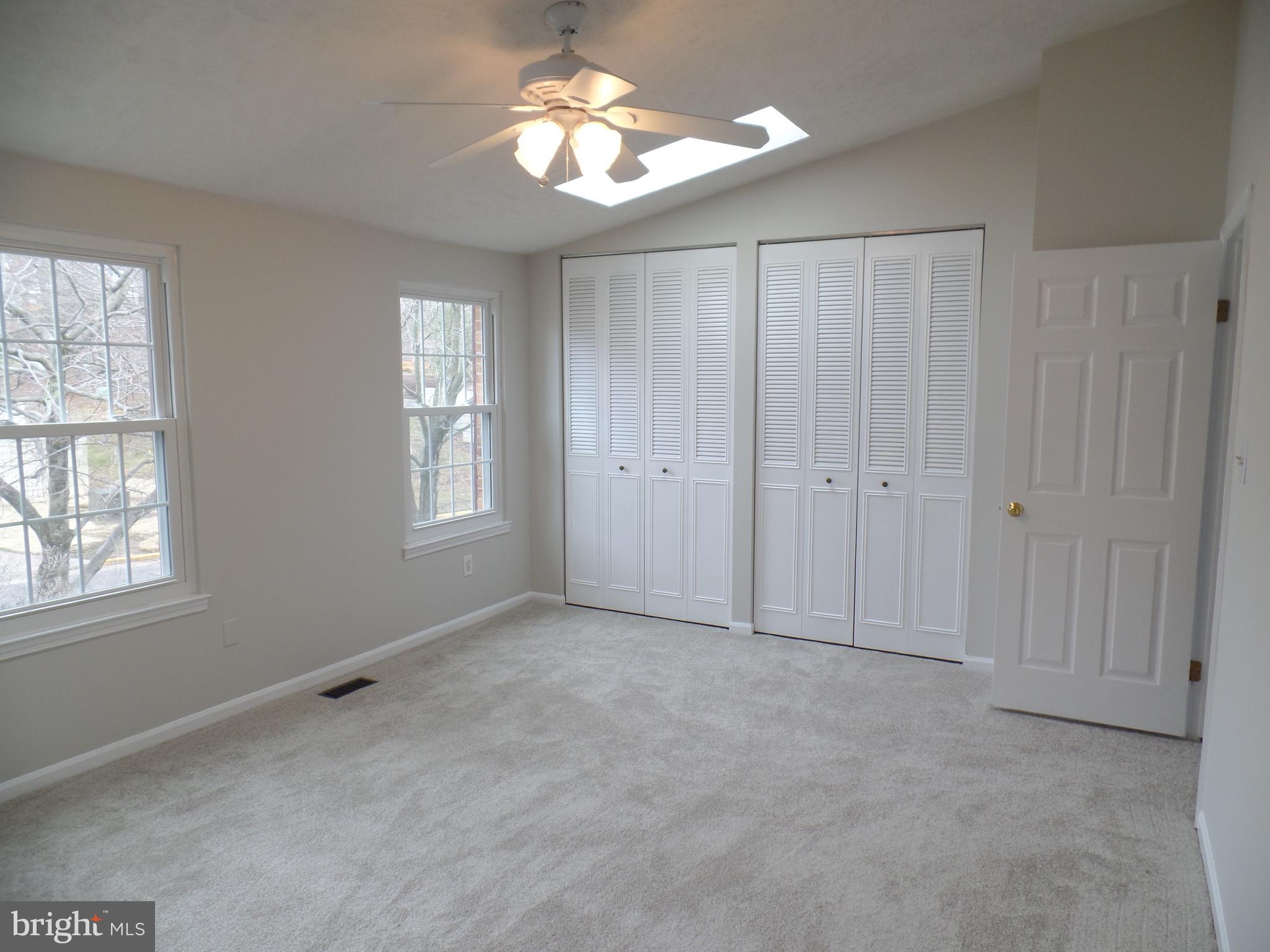 1549 Autumn Ridge Circle Reston, VA 20194 - Photo 5 of 32