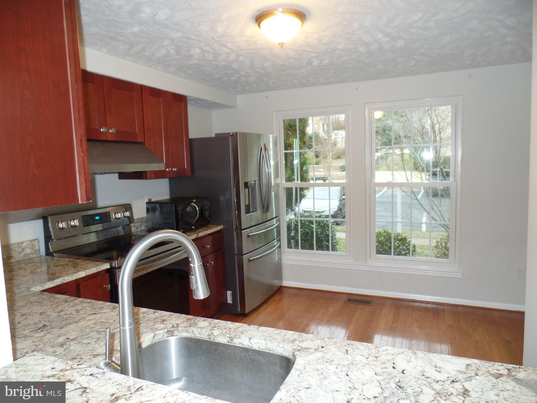 1549 Autumn Ridge Circle Reston, VA 20194 - Photo 7 of 32