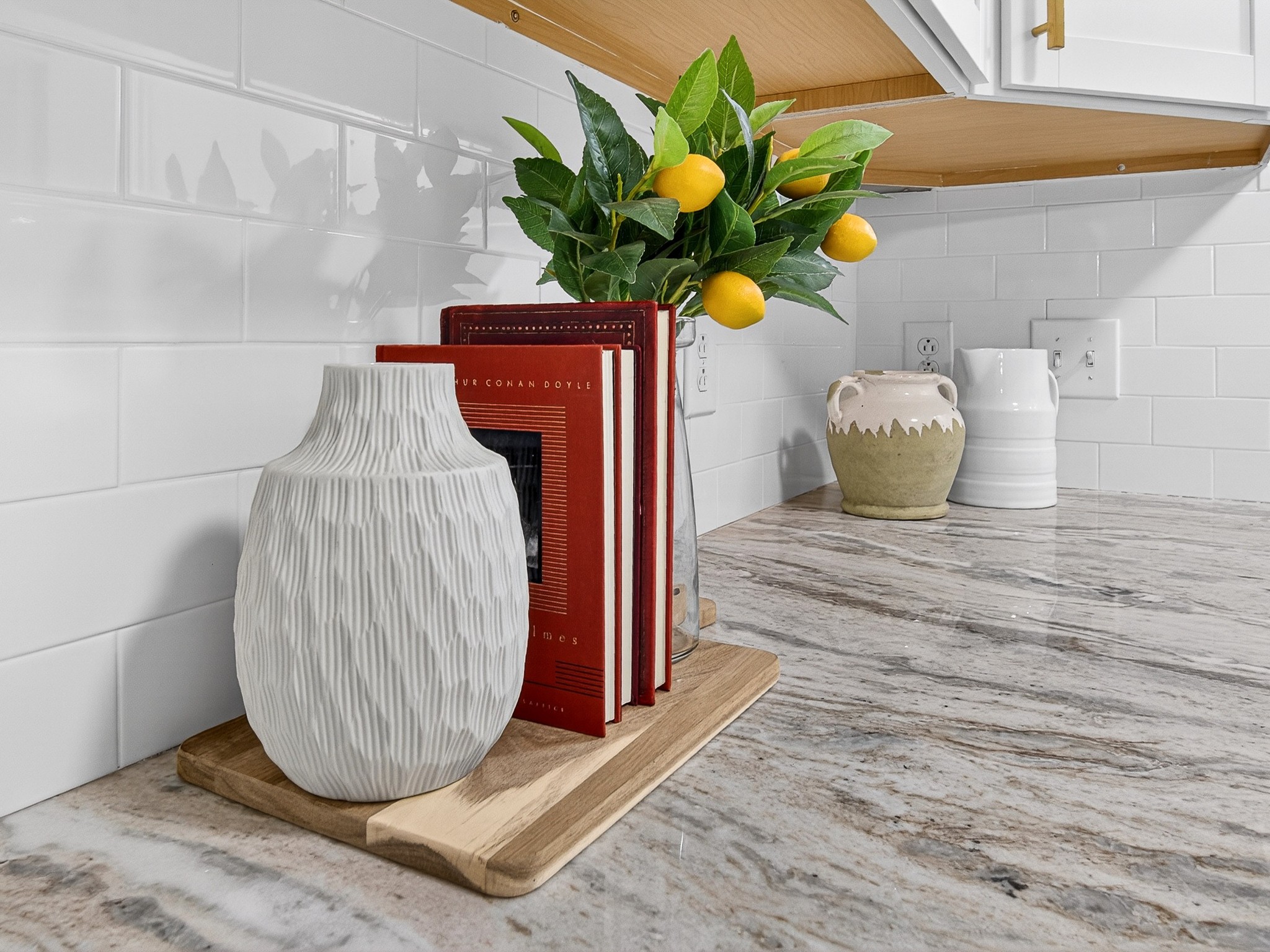 159 Hicks Road Nashville, TN 37221 - Photo 18 of 46 a vase of flowers sitting on a table