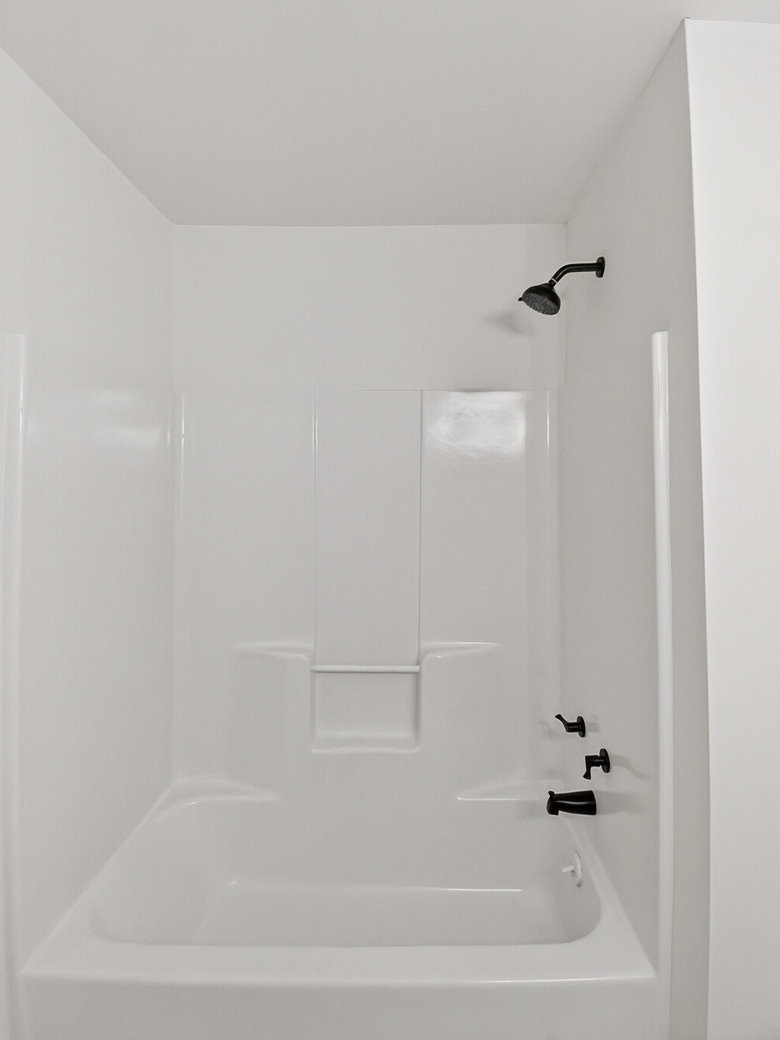 159 Hicks Road Nashville, TN 37221 - Photo 21 of 46 a bathroom with a bathtub