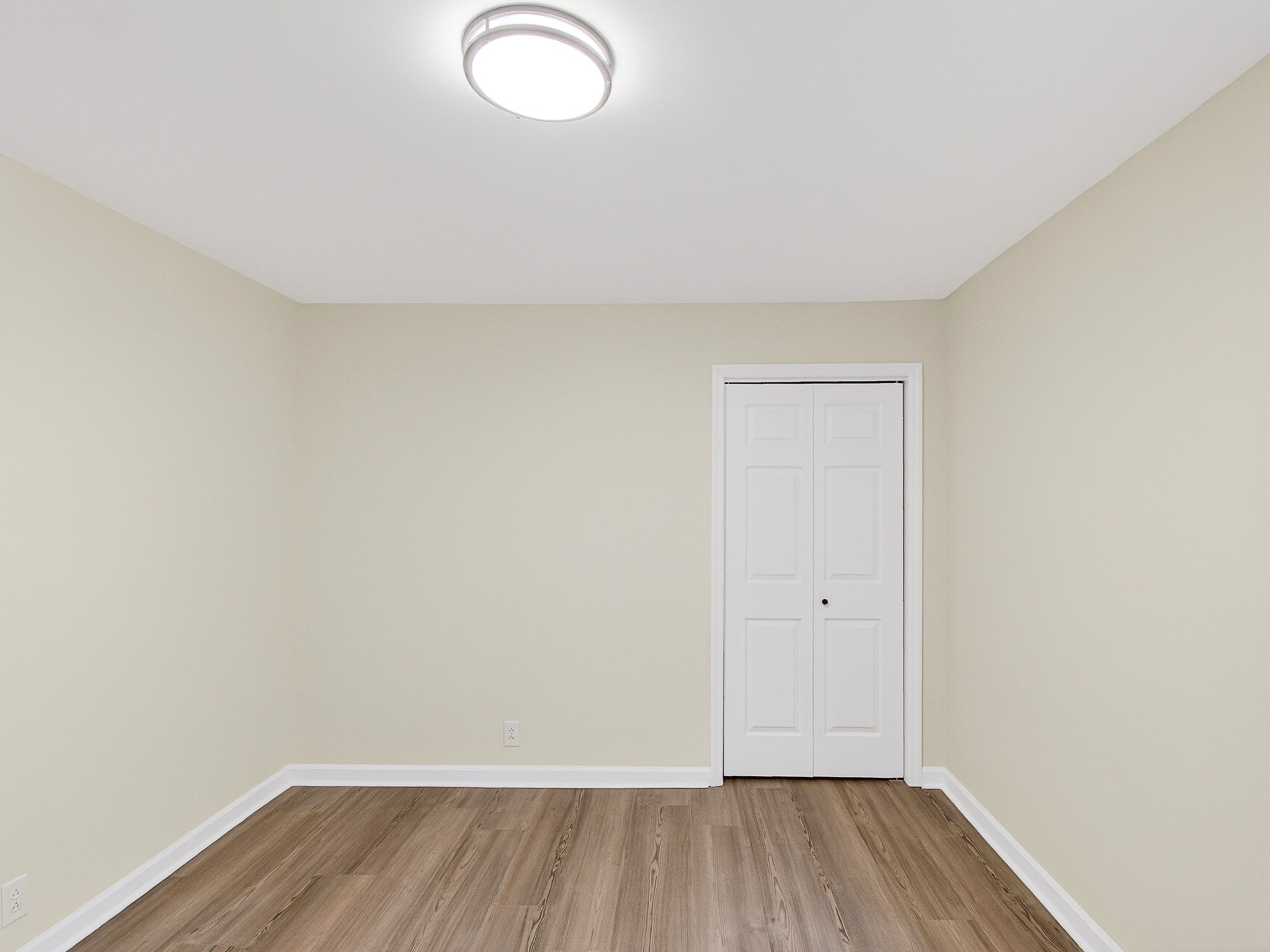 159 Hicks Road Nashville, TN 37221 - Photo 40 of 46 a view of room with wooden floor