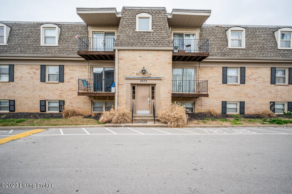 4024 Poplar Level Road, Unit 4 Louisville, KY 40213 - Photo 1 of 36 DN2_1291