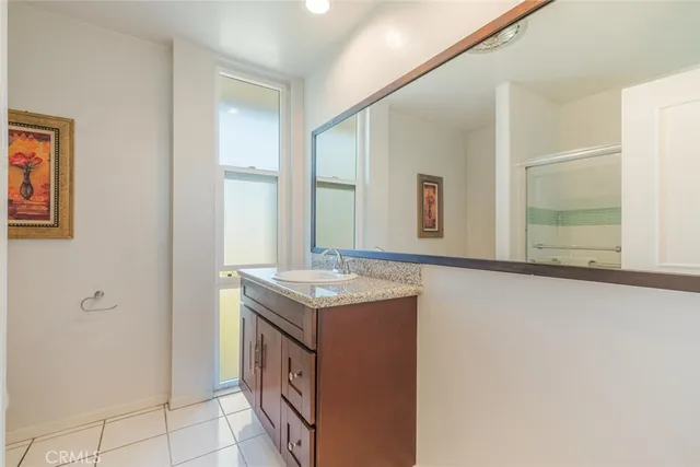 $3,495 | 5216 Lindley Avenue, Unit 2, Encino, CA 91316