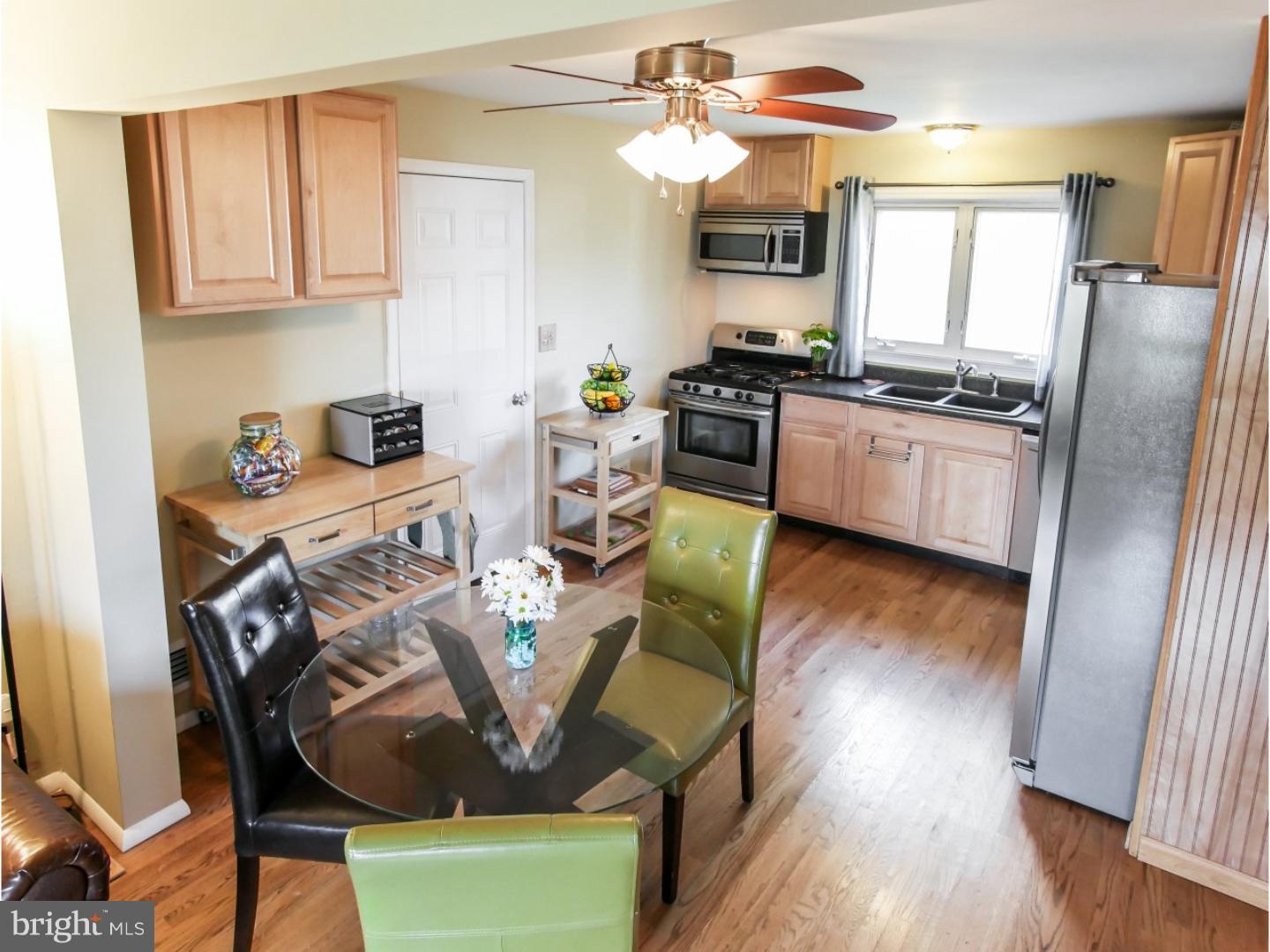 27 Downing Road Hamilton Square, NJ 08690 - Photo 13 of 25