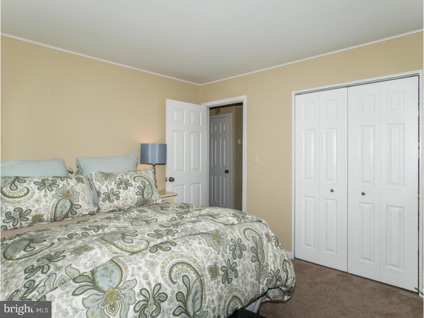 27 Downing Road Hamilton Square, NJ 08690 - Photo 17 of 25 Master Bedroom
