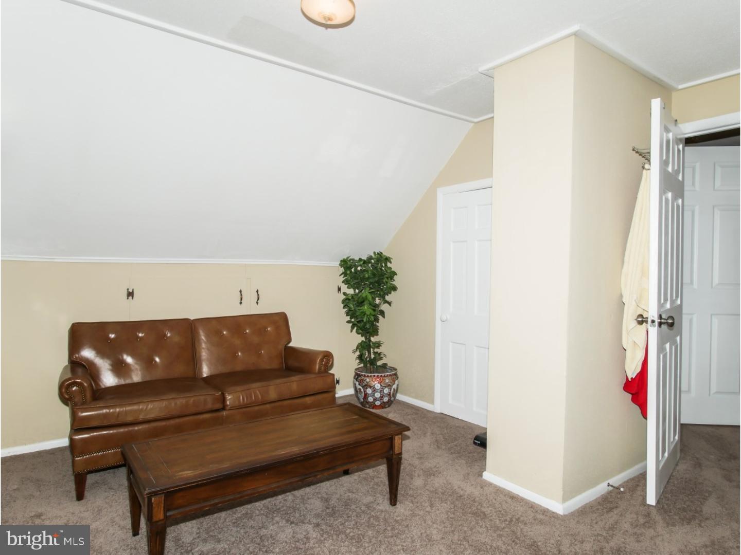 27 Downing Road Hamilton Square, NJ 08690 - Photo 22 of 25 Bedroom 4