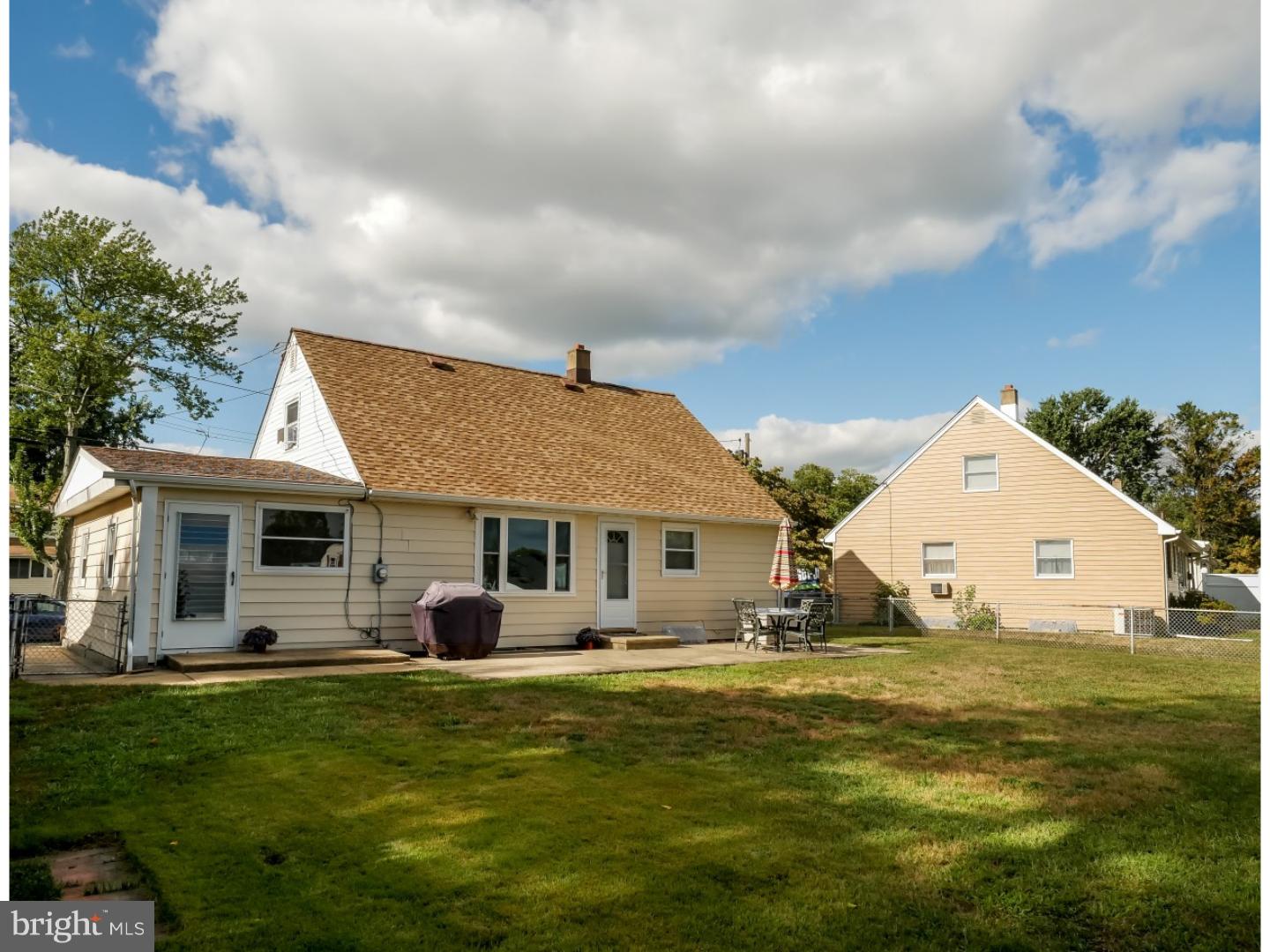 27 Downing Road Hamilton Square, NJ 08690 - Photo 4 of 25 Exterior Back