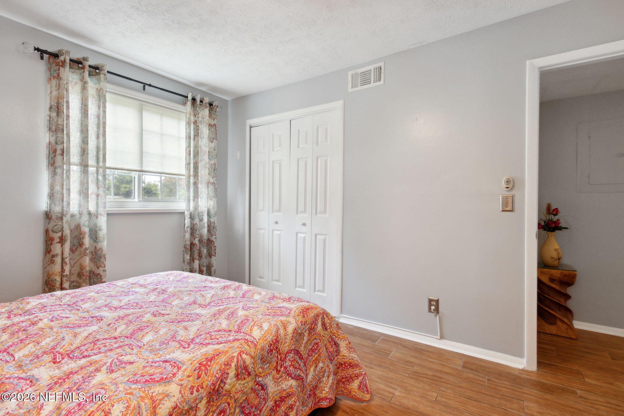 4915 Baymeadows Road, Unit 6A Jacksonville, FL 32217 - Photo 26 of 42 2nd bedroom