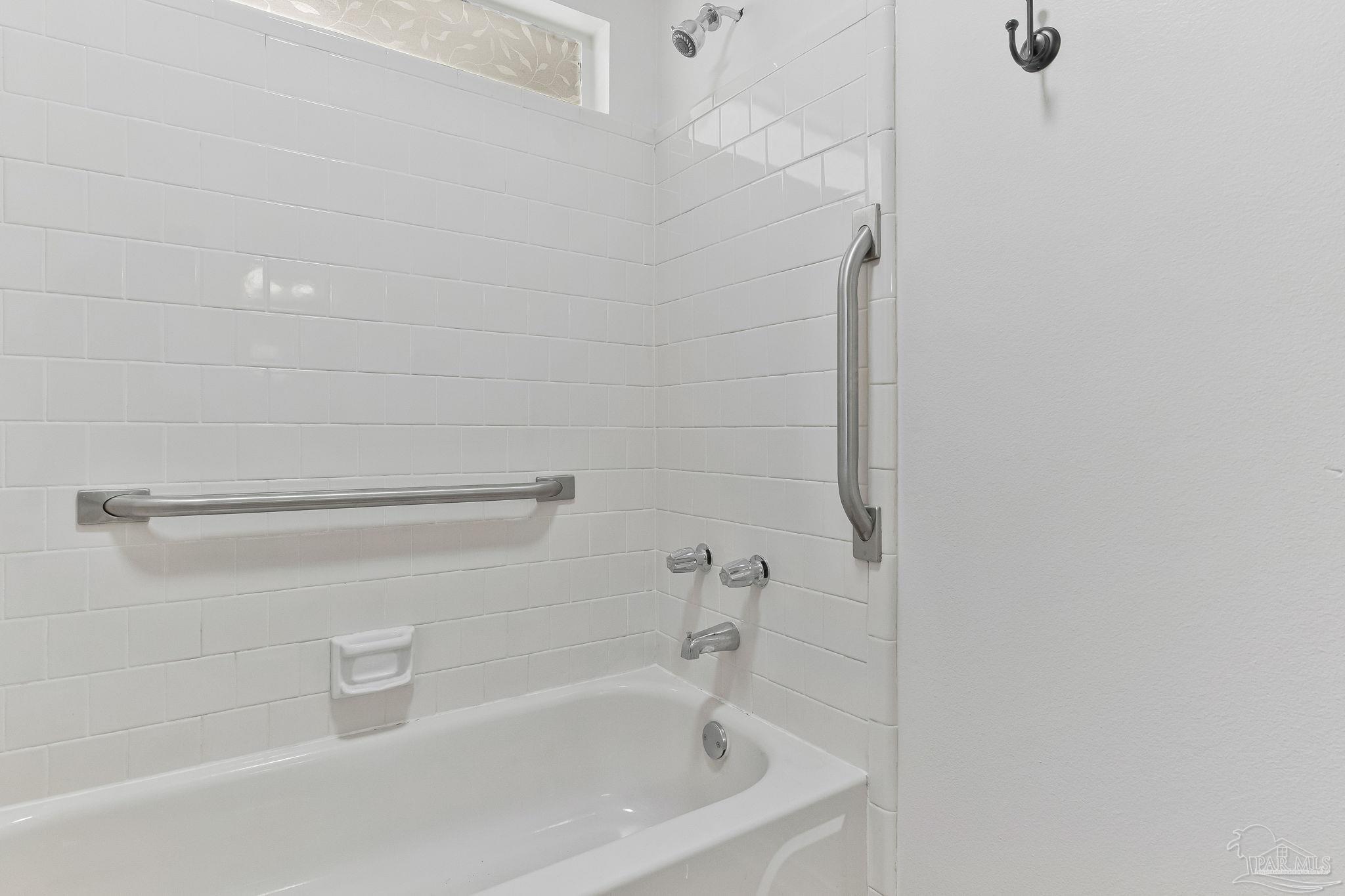 1344 Sunrunner Road Pensacola, FL 32504 - Photo 32 of 65 Gallery Image 32