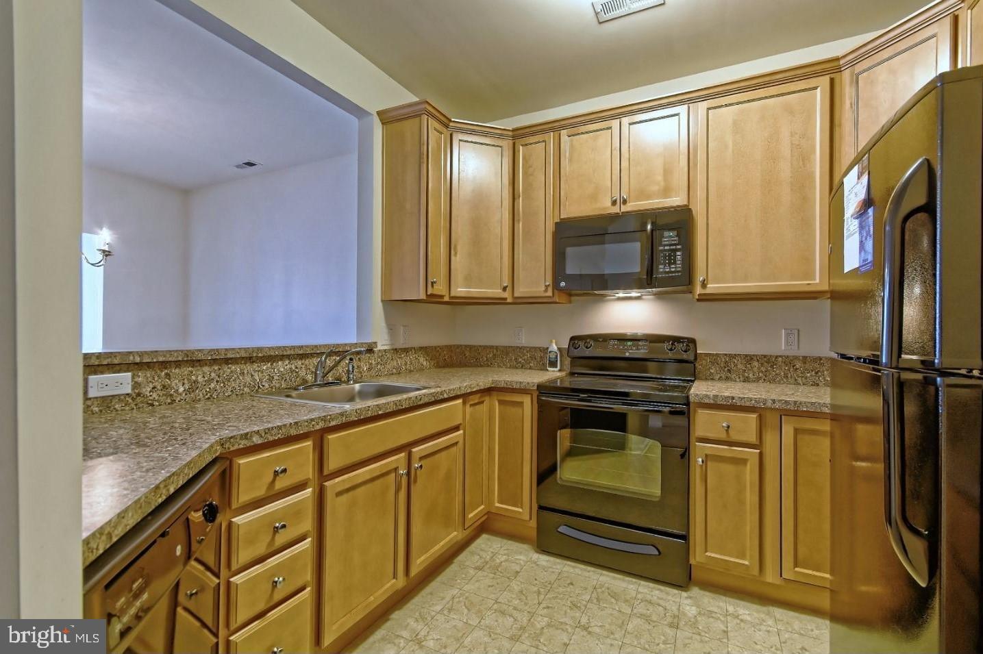 209 Raphael Court Williamstown, NJ 08094 - Photo 14 of 25