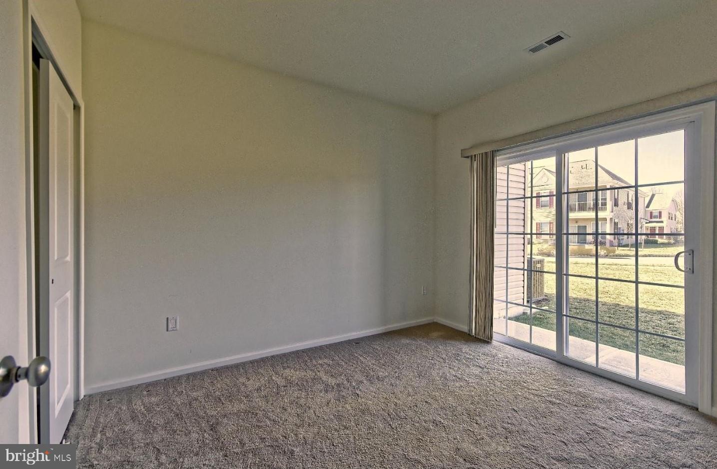 209 Raphael Court Williamstown, NJ 08094 - Photo 19 of 25