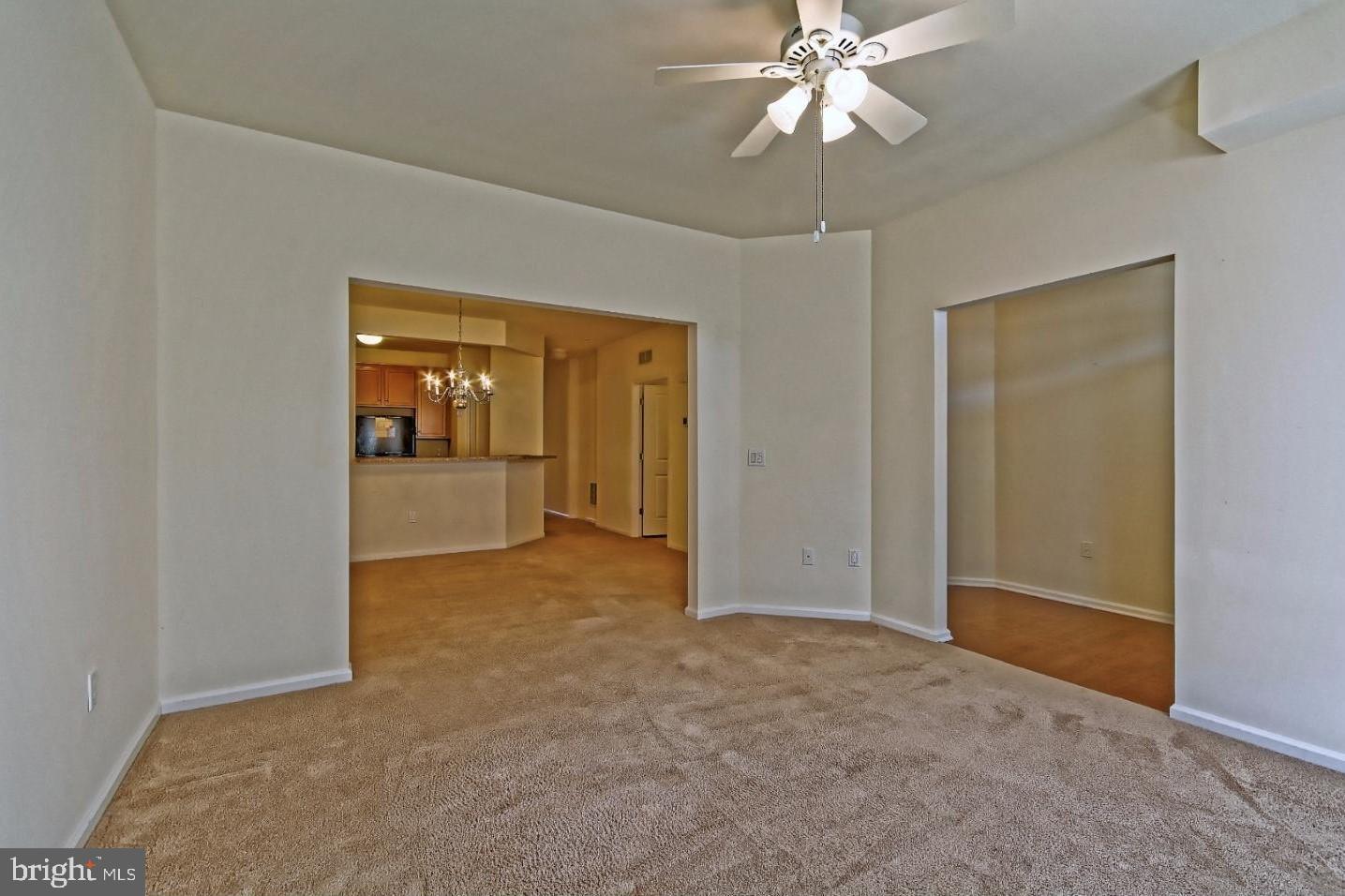 209 Raphael Court Williamstown, NJ 08094 - Photo 9 of 25