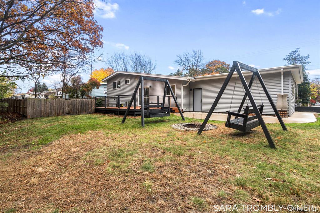 962 Seminole Road Norton Shores, MI 49441 - Photo 47 of 54