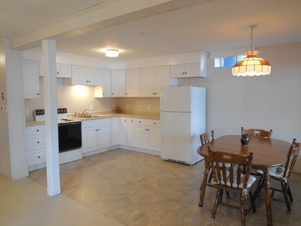 189 Mashapaug Road Holland, MA 01521 - Photo 12 of 30