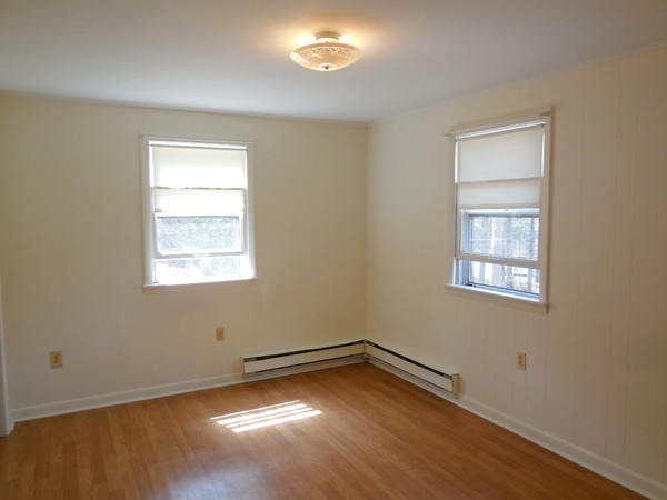 189 Mashapaug Road Holland, MA 01521 - Photo 24 of 30