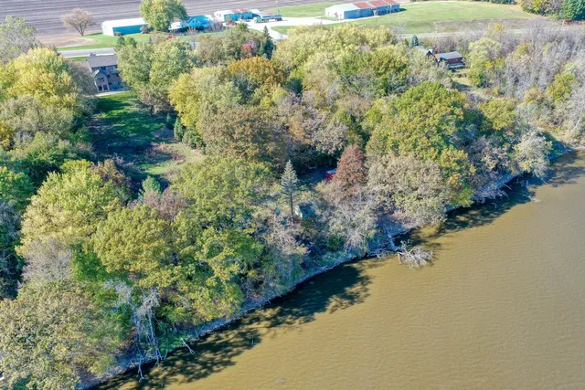 $349,900 | N8002 County Road A, Watertown, WI 53094