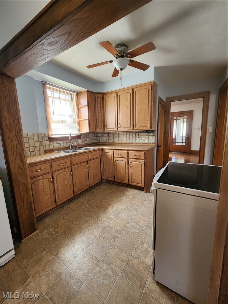 522 Columbus Avenue Northwest Canton, OH 44708 - Photo 4 of 16 Updated, fully applianced kitchen