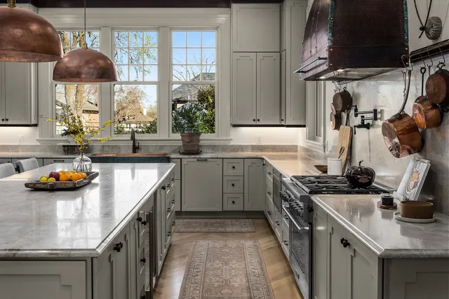 $30,000 | 3728 West End Avenue, Nashville, TN 37205