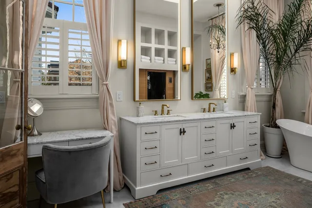 $30,000 | 3728 West End Avenue, Nashville, TN 37205