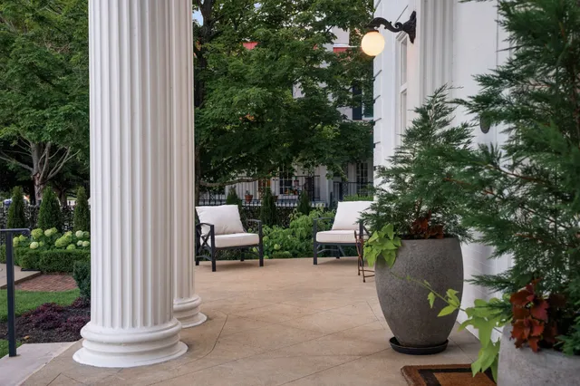 $30,000 | 3728 West End Avenue, Nashville, TN 37205