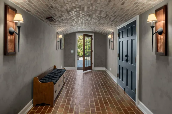 $30,000 | 3728 West End Avenue, Nashville, TN 37205