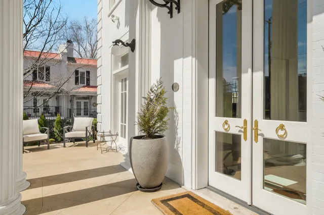 $30,000 | 3728 West End Avenue, Nashville, TN 37205