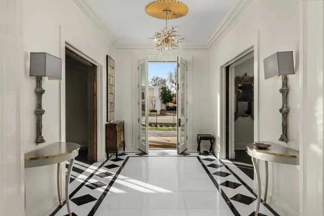 $30,000 | 3728 West End Avenue, Nashville, TN 37205