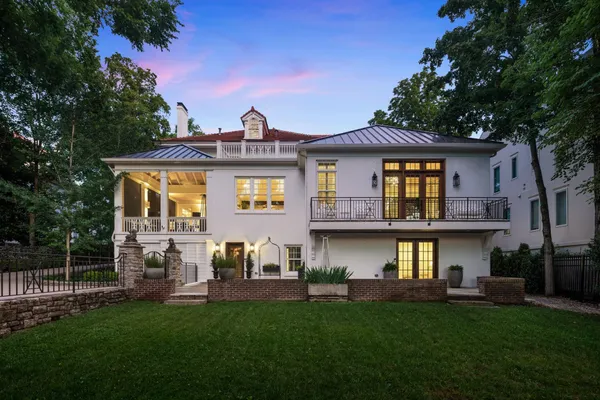 $30,000 | 3728 West End Avenue, Nashville, TN 37205