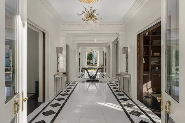 $30,000 | 3728 West End Avenue, Nashville, TN 37205