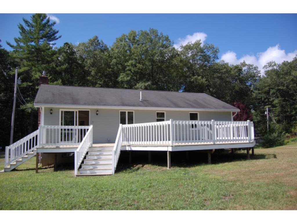 17 B Bowers Road Derry, NH 03038 - Photo 2 of 16
