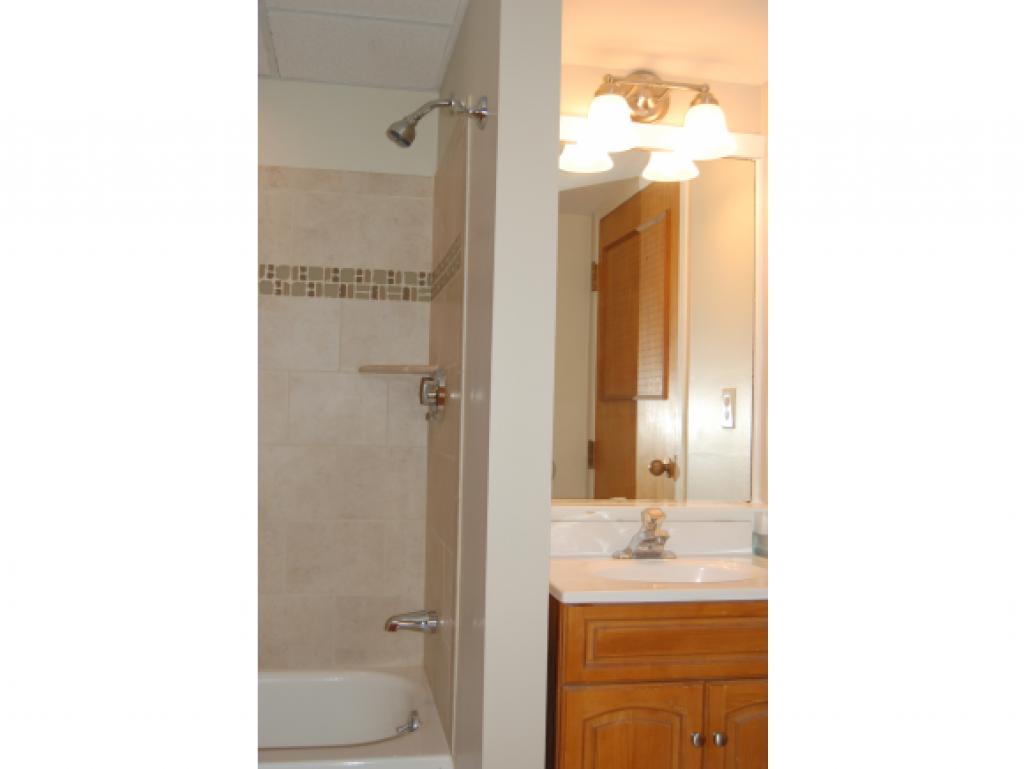 17 B Bowers Road Derry, NH 03038 - Photo 16 of 16