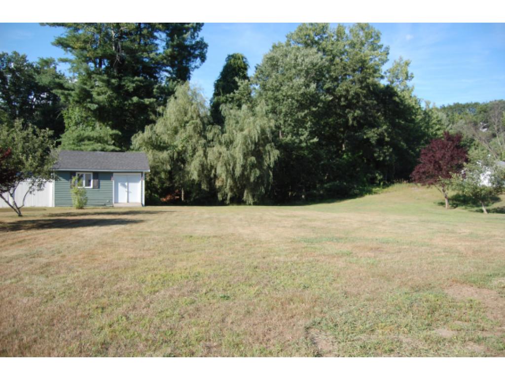 17 B Bowers Road Derry, NH 03038 - Photo 3 of 16