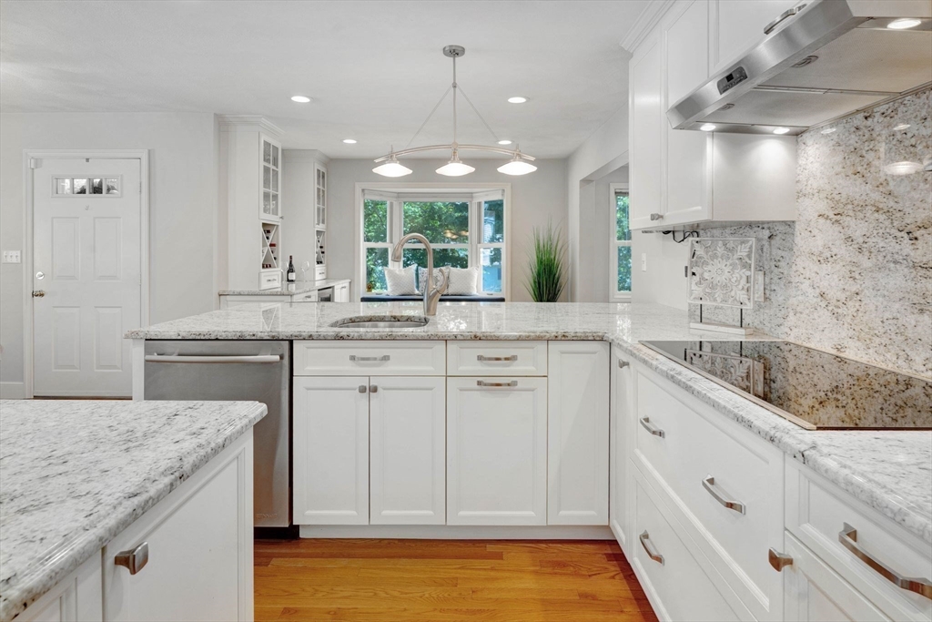6 Roosevelt Road Wakefield, MA 01880 - Photo 15 of 31 Gallery Image 15