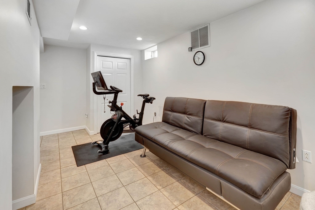 6 Roosevelt Road Wakefield, MA 01880 - Photo 30 of 31 Gallery Image 30