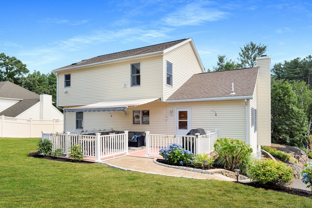 6 Roosevelt Road Wakefield, MA 01880 - Photo 5 of 31 Gallery Image 5