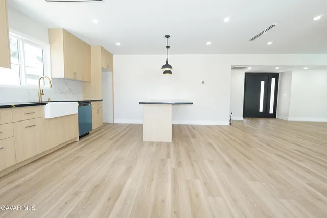 a view of a house with a garage