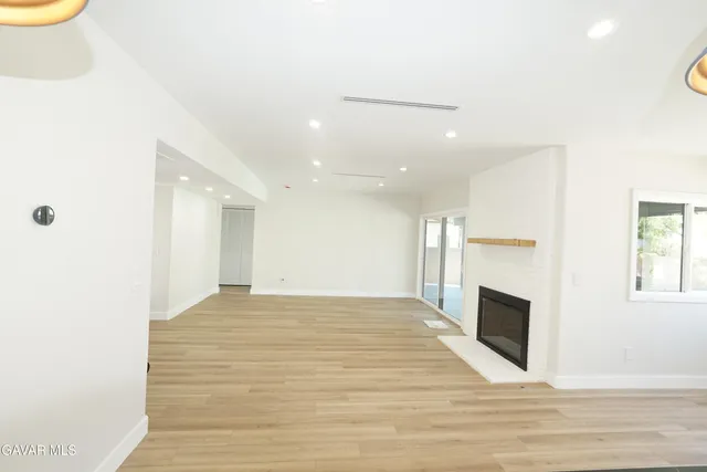 $979,900 | 10345 Blucher Avenue, Granada Hills, CA 91344