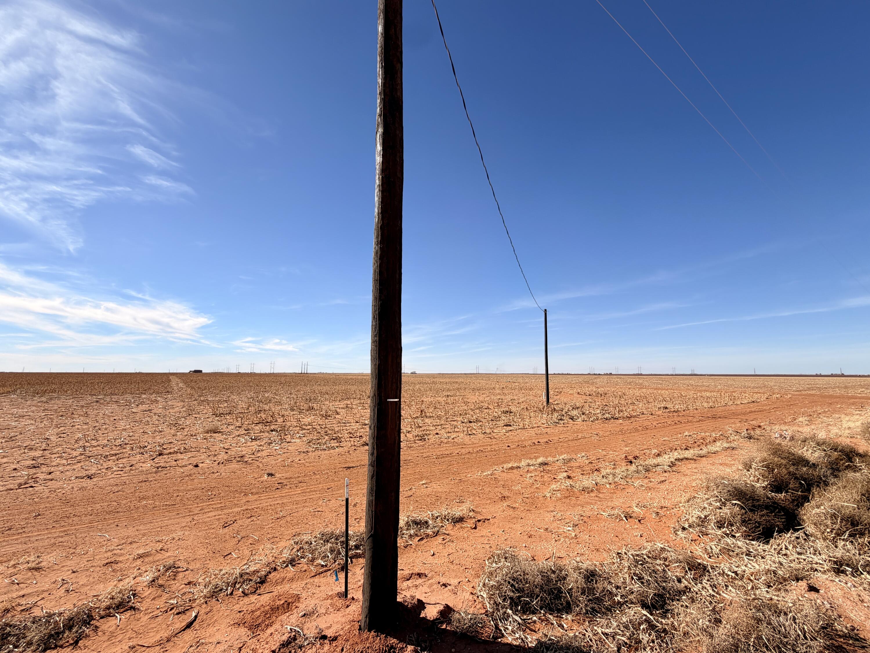 4044 Hawk Road Ropesville, TX 79358 - Photo 3 of 6 a view of an ocean beach