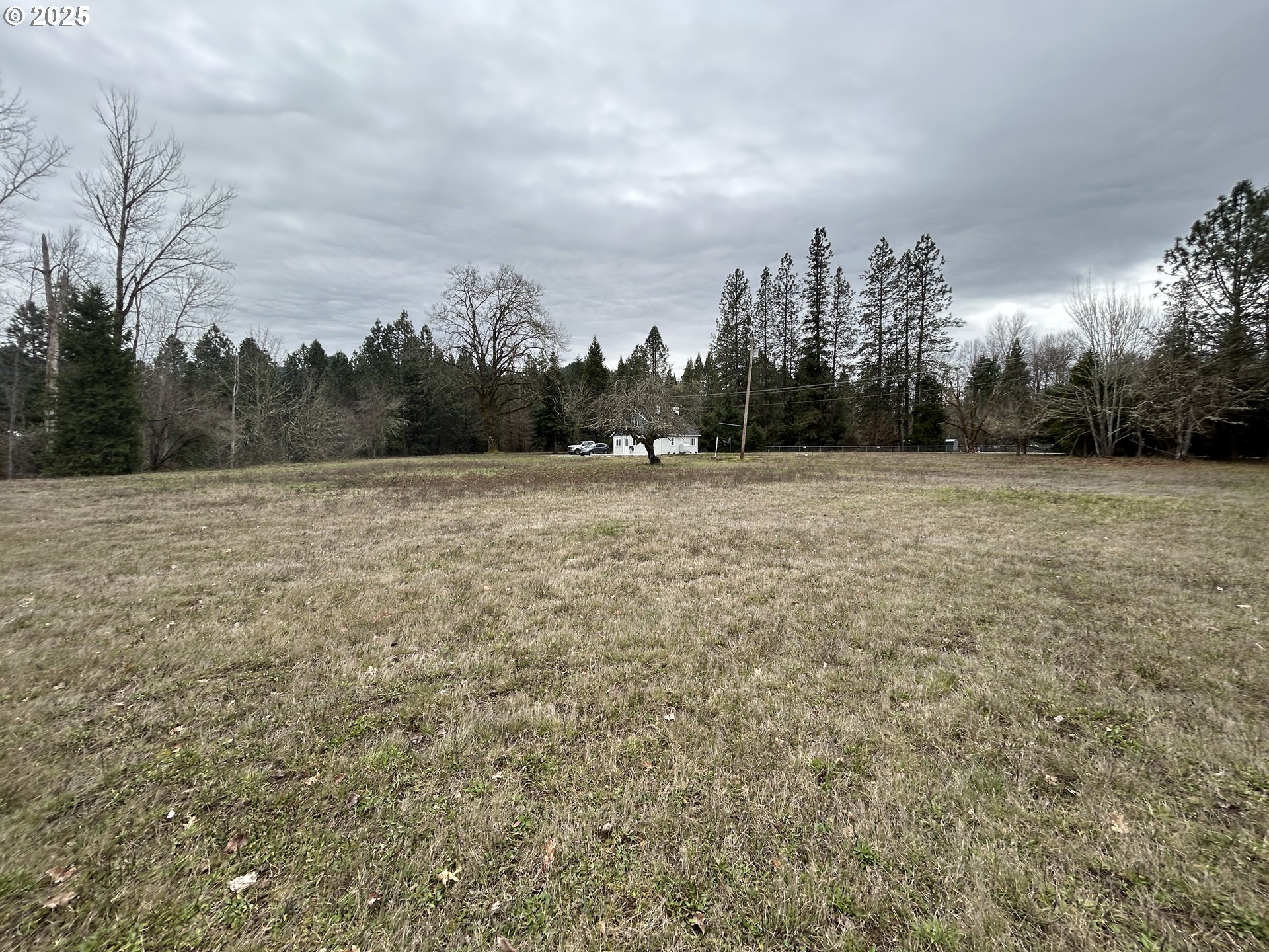 84 Barton Road Glendale, OR 97442 - Photo 17 of 25