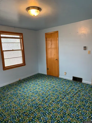 $290,000 | 314 South 2nd Street, Saratoga, WY 82331