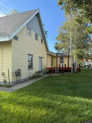 $290,000 | 314 South 2nd Street, Saratoga, WY 82331