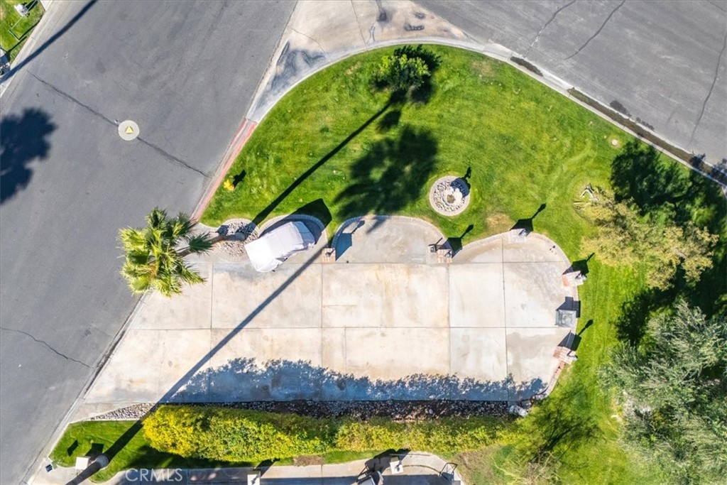 69411 Ramon Road Cathedral City, CA 92234 - Photo 6 of 17 a picture of a water fountain with a bench