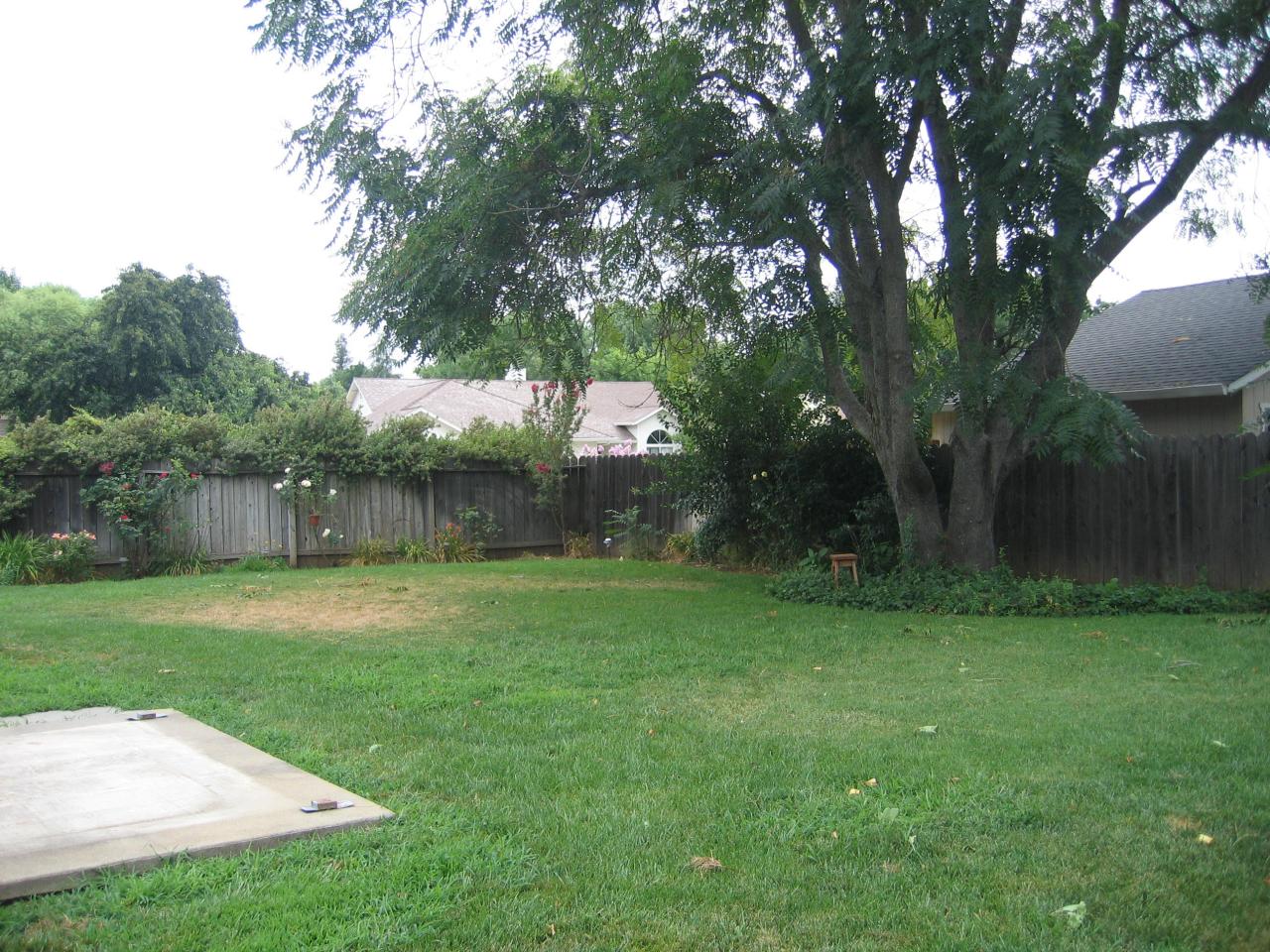 6729 Irving Road Redding, CA 96001 - Photo 3 of 8 Backyard