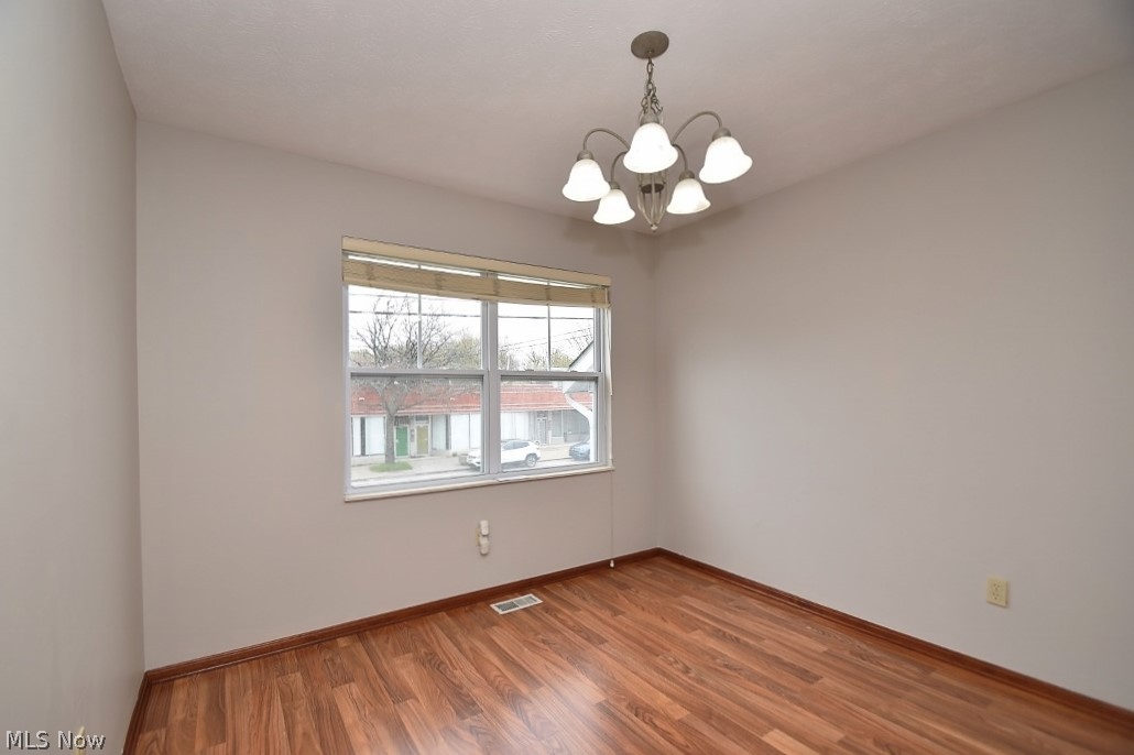 2188 Noble Road Cleveland Heights, OH 44112 - Photo 15 of 35