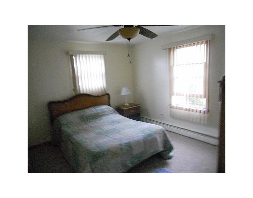 7 Parkman Road Narragansett, RI 02882 - Photo 6 of 8 Bedroom.