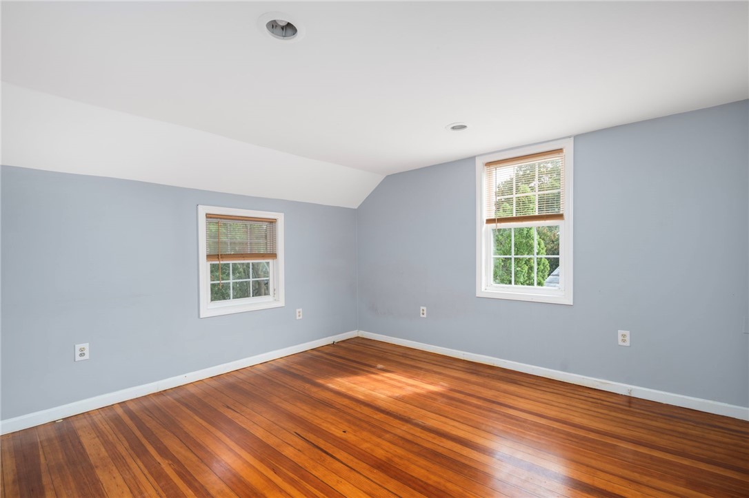 15 Forrest Street Warwick, RI 02889 - Photo 31 of 36 Gallery Image 31