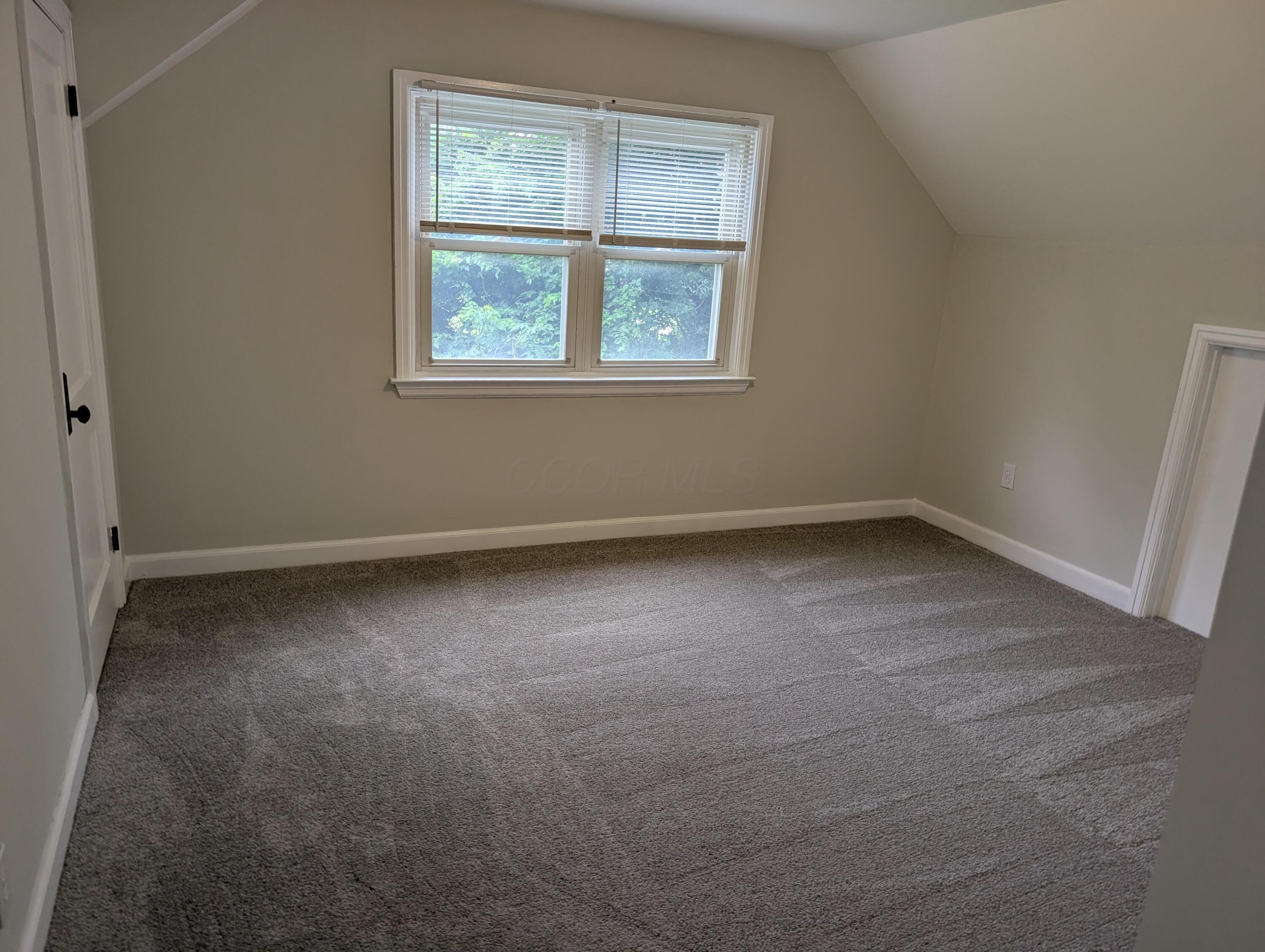 632 Mondhank Road Northeast Lancaster, OH 43130 - Photo 15 of 23