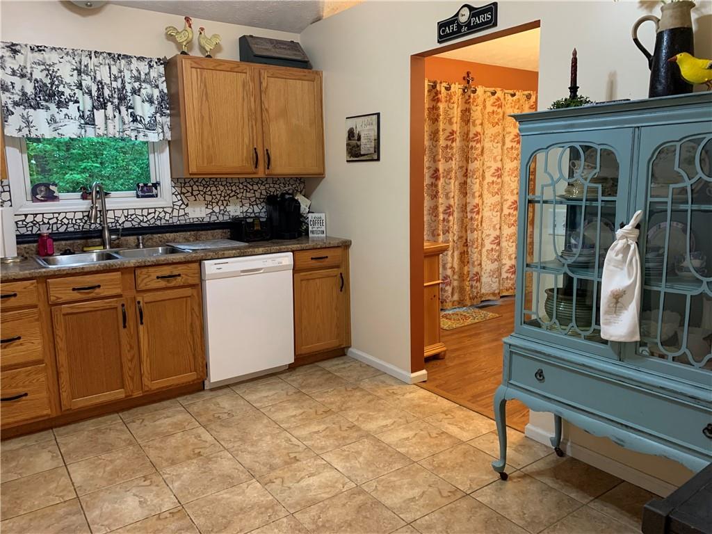 604 Slippery Rock Road Slippery Rock, PA 16057 - Photo 2 of 22 Gallery Image 2